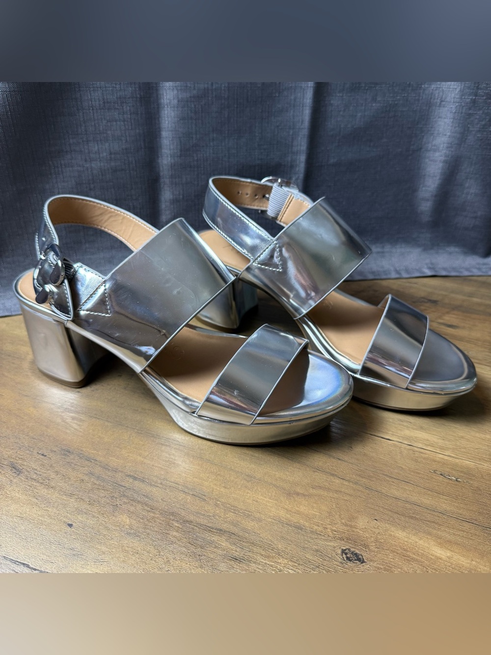 AEROSOLES “Camera” Women’s Platform Block Heel Sandal - Silver Metallic - 7.5